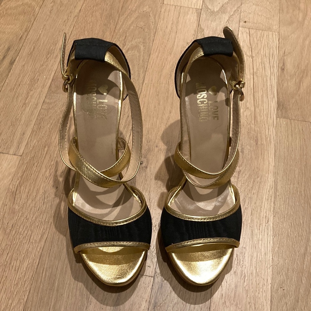 Love Moschino gold and black stilettos.